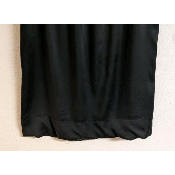 A Common Thread Black Silk Short Elastic Waist Skirt 8 - Picture 3 of 10